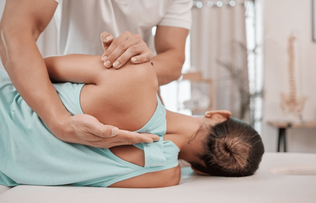 Un ajustement chiropratique à Chiro du Portage